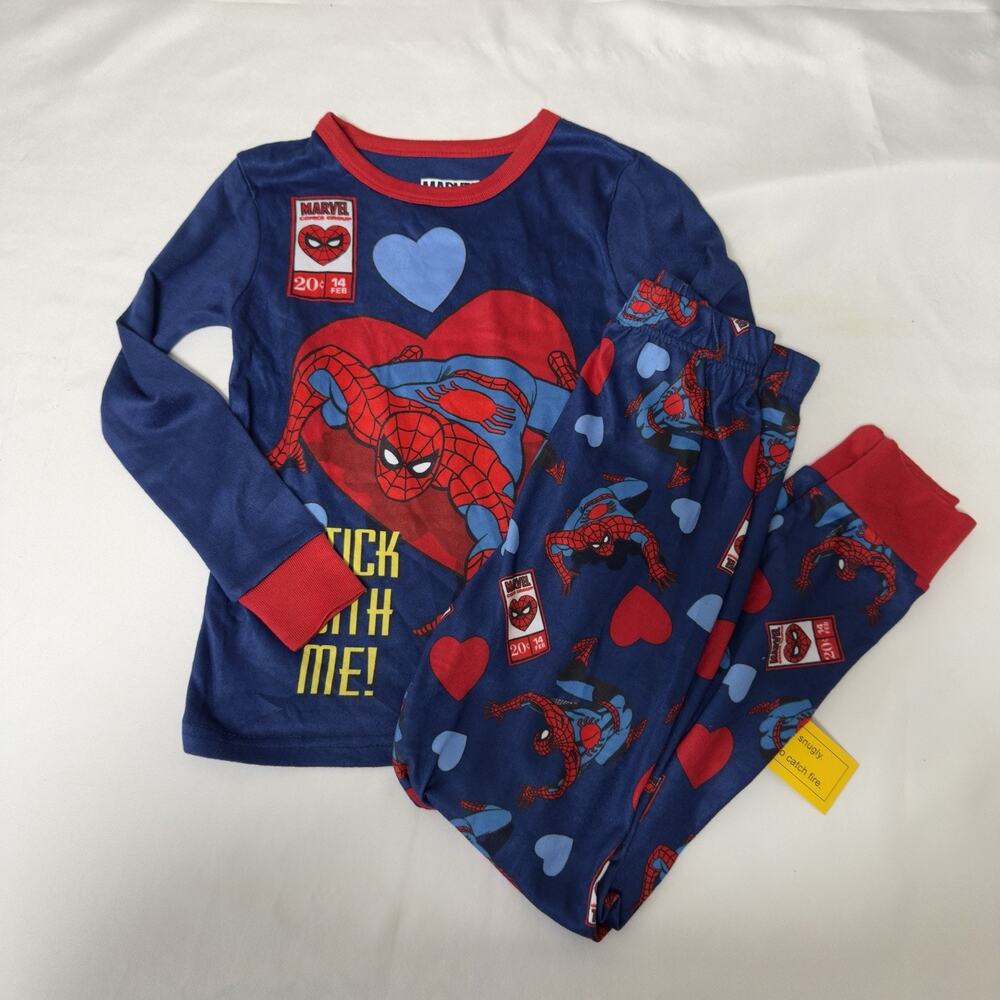 Spiderman Pajama Set Long Sleeve Boys Size 8 Marvel Valentine Hearts